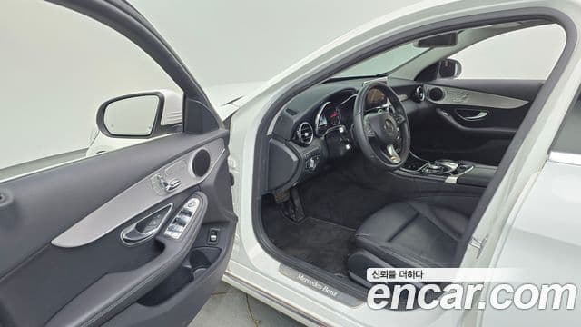 Mercedes-Benz C-класс W205 Avantgarde, 2018 10