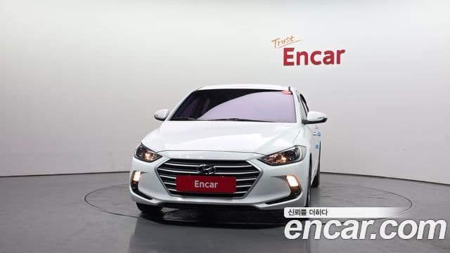 Hyundai Avante AD 1.6 GDI Smart, 2017 3