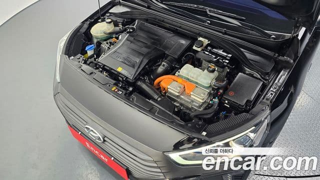 Hyundai Ioniq гибрид, 2018 6