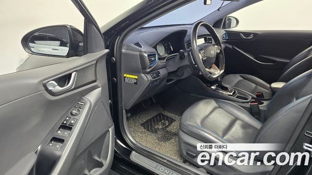 Hyundai Ioniq гибрид, 2018 11