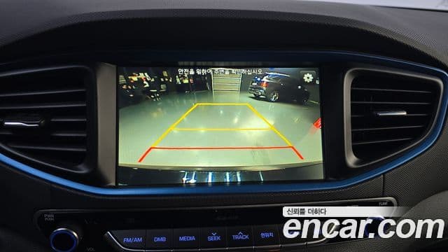 Hyundai Ioniq гибрид, 2018 16