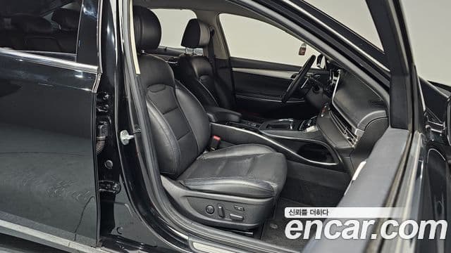 Hyundai The / новый New Grandeur IG Exclusive, 2022 10