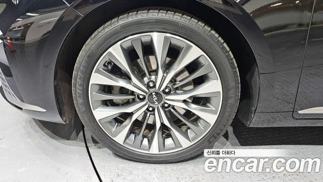 Kia K8 Noblesse, 2022 все фото