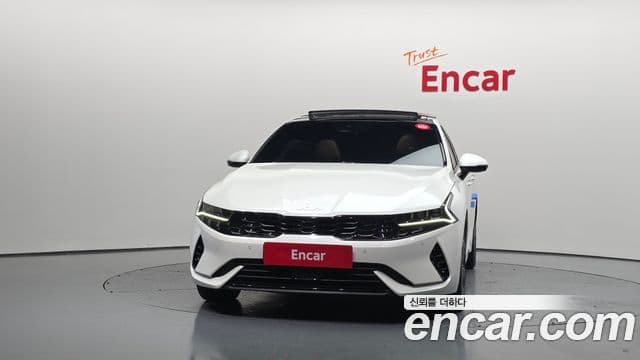 Kia K5 гибрид 3세대 Signature, 2023 3