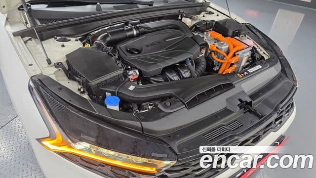 Kia K5 гибрид 3세대 Signature, 2023 6