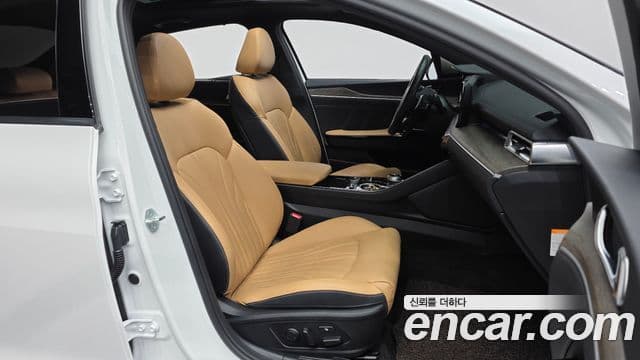 Kia K5 гибрид 3세대 Signature, 2023 11