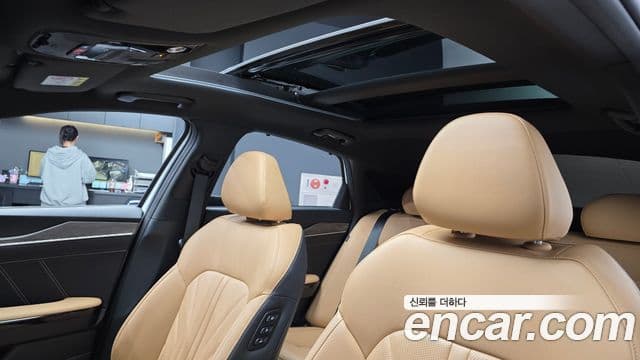 Kia K5 гибрид 3세대 Signature, 2023 17