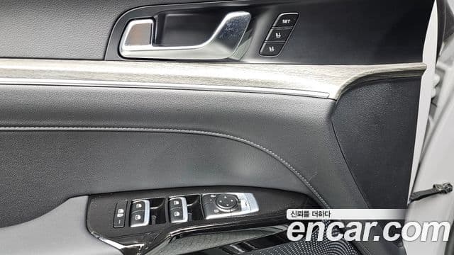 Kia The / новый New K5 гибрид 3세대 Noblesse, 2026 17