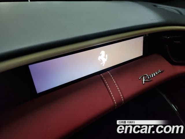 Ferrari 로마, 2021 15