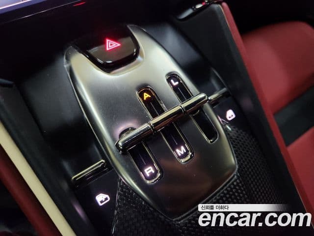 Ferrari 로마, 2021 16