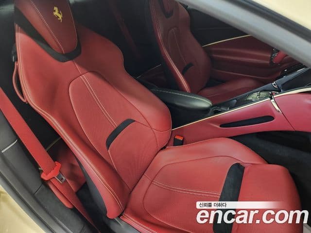 Ferrari 로마, 2021 18