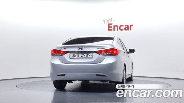 Hyundai Avante MD Premier, 2012 4