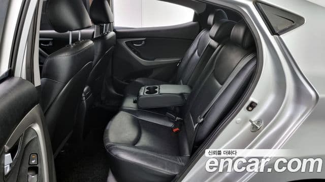 Hyundai Avante MD Premier, 2012 13