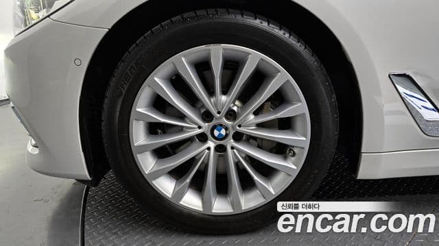 BMW 5시리즈 (G30) 530i Luxury Plus, 2018 все фото