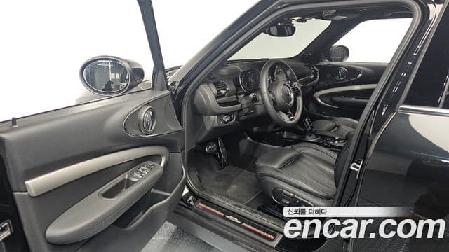 Mini Cooper S 클럽맨 2세대, 2023 10