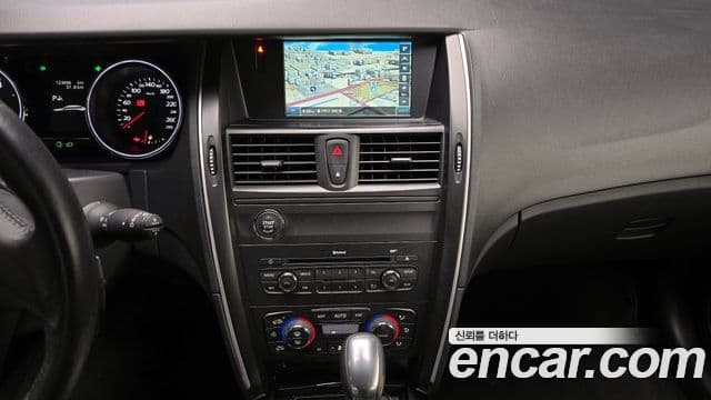 Renault Korea(Samsung) SM7 Nova LPLI 2.0 LPe для людей с инвалидностью, 2016 14