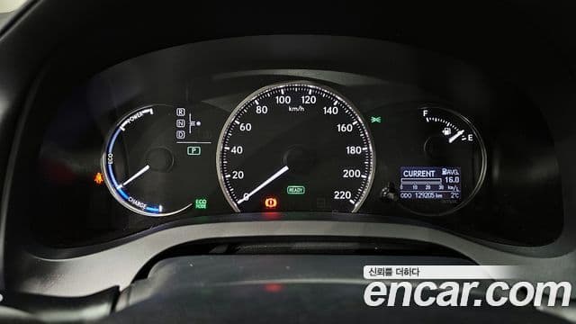 Lexus CT200h ZWA10, 2015 8