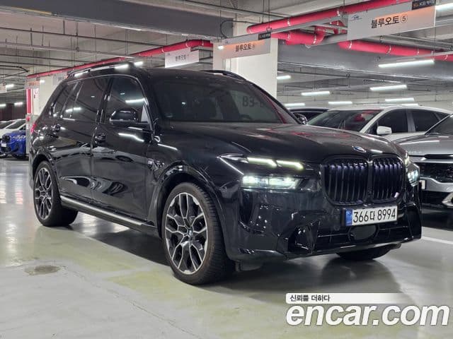 BMW X7 (G07) xDrive 40i M Sport 6인승, 2024 3