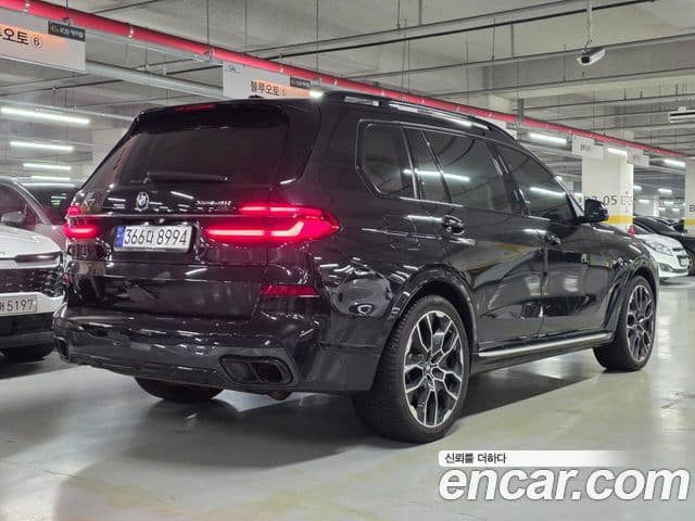 BMW X7 (G07) xDrive 40i M Sport 6인승, 2024 4