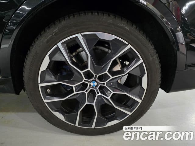 BMW X7 (G07) xDrive 40i M Sport 6인승, 2024 7