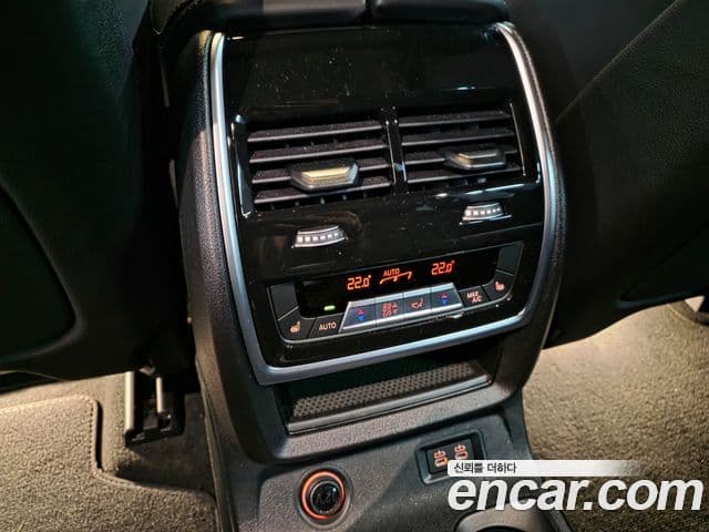 BMW X7 (G07) xDrive 40i M Sport 6인승, 2024 10