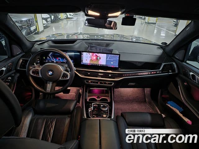 BMW X7 (G07) xDrive 40i M Sport 6인승, 2024 11