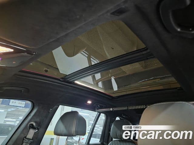 BMW X7 (G07) xDrive 40i M Sport 6인승, 2024 14