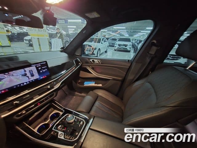BMW X7 (G07) xDrive 40i M Sport 6인승, 2024 20