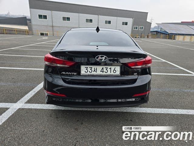 Hyundai Avante AD 1.6 GDI Value Plus, 2018 4