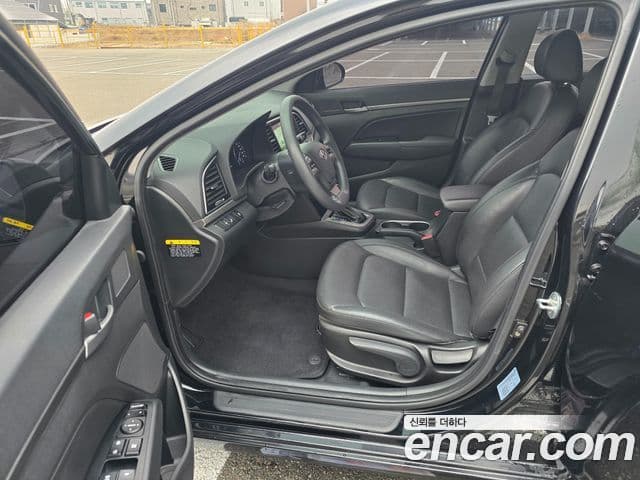 Hyundai Avante AD 1.6 GDI Value Plus, 2018 8