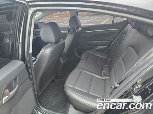 Hyundai Avante AD 1.6 GDI Value Plus, 2018 9