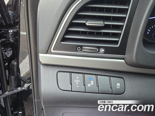 Hyundai Avante AD 1.6 GDI Value Plus, 2018 16