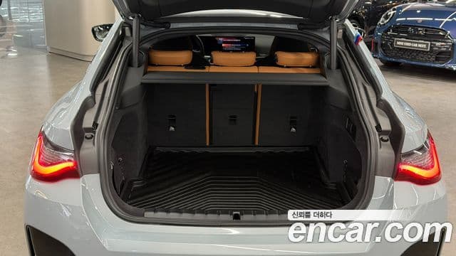 BMW i4 M50 Pro, 2022 11