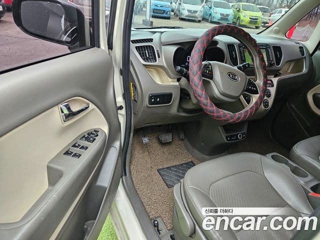 Kia Ray Prestige, 2012 11