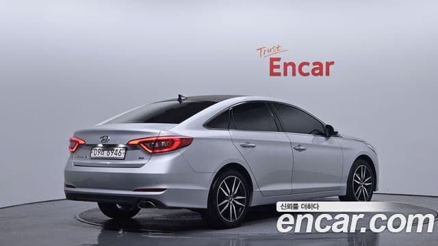 Hyundai LF Sonata Premium, 2017 2