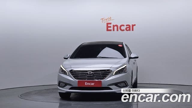 Hyundai LF Sonata Premium, 2017 3