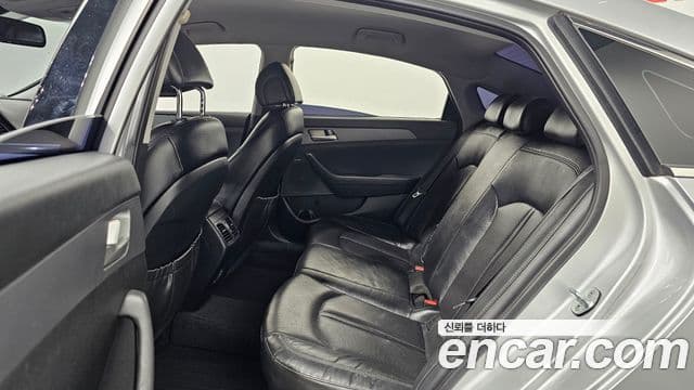 Hyundai LF Sonata Premium, 2017 13