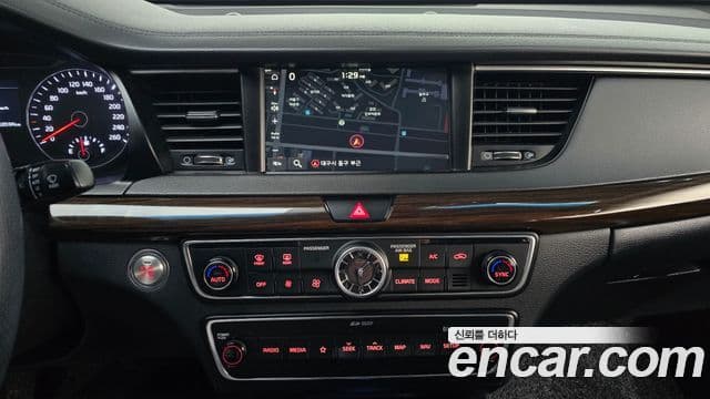 Kia All New K7 3.0 GDI Limited, 2018 15