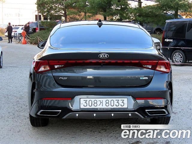 Kia K5 гибрид 3세대 Signature, 2020 4