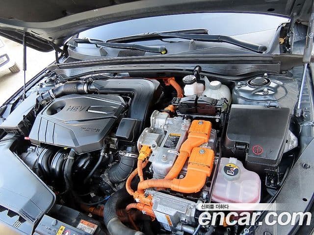 Kia K5 гибрид 3세대 Signature, 2020 19