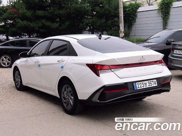 Hyundai The / новый New Avante гибрид (CN7) Modern, 2025 3