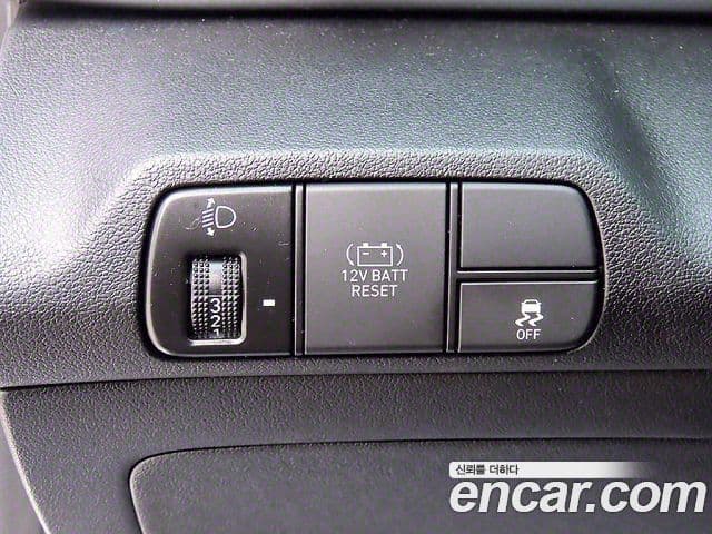 Hyundai The / новый New Avante гибрид (CN7) Modern, 2025 12