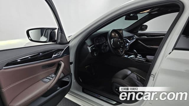 BMW 5시리즈 (G30) 530i M Sport, 2023 10