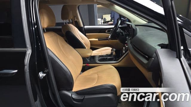 Kia Carnival 4세대 Prestige, 2022 11