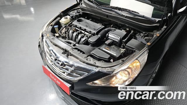 Hyundai YF Sonata люксовая версия, 2010 6