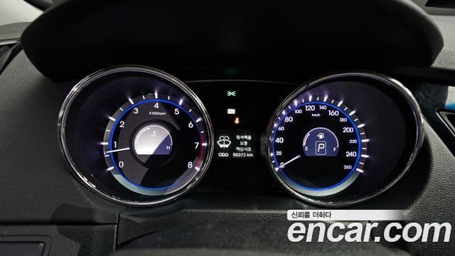 Hyundai YF Sonata люксовая версия, 2010 8