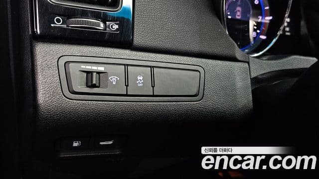 Hyundai YF Sonata люксовая версия, 2010 13