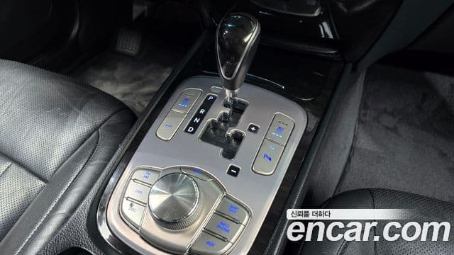 Hyundai Genesis VIP팩, 2012 9