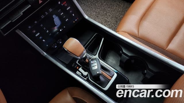 KG모빌리티(SsangYong) Torres T7, 2023 9