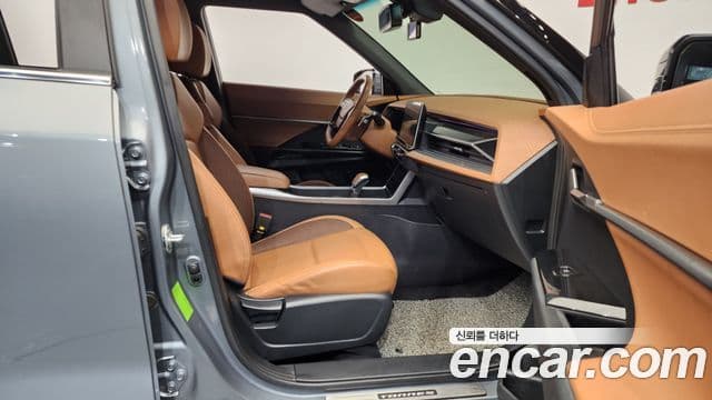 KG모빌리티(SsangYong) Torres T7, 2023 11